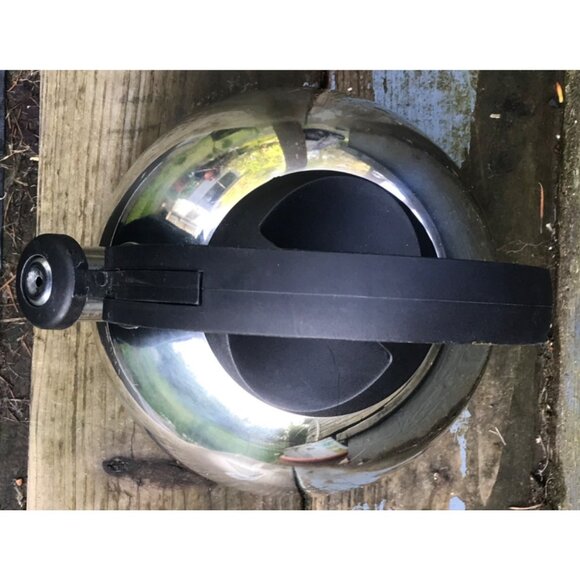 Farberware 2.3 Quart Tea Kettle Polished Stainless Steel Classic Series Q21C - Picture 7 of 7